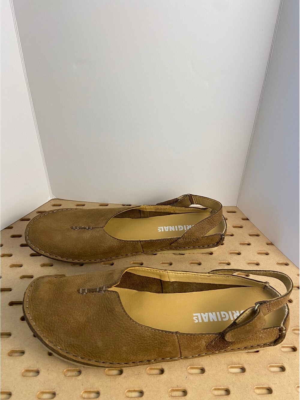 Clarks Originals Brown Suede Slingback Flats - Picture 2 of 11